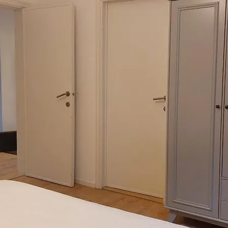The View - Spacious 2 Bdr Appt In With View * Antwerp