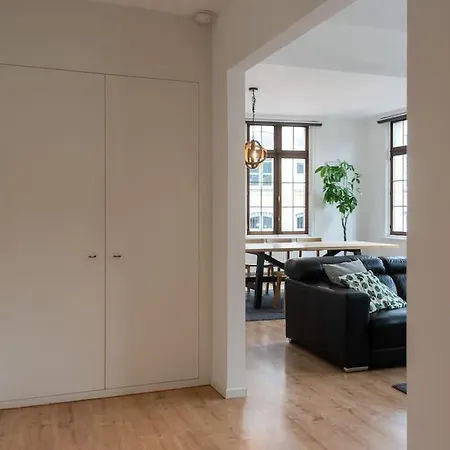 The View - Spacious 2 Bdr Appt In With View * Antwerp